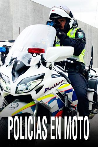 imagen: Policías en moto