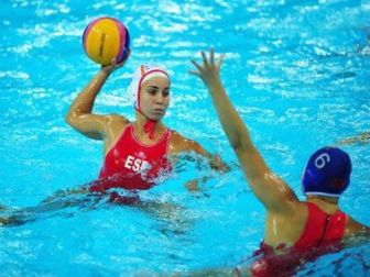 imagen: Waterpolo femenino: Real Canoe-Rubí